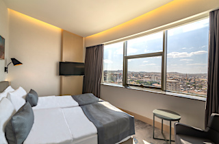 Crowne Plaza Cappadocia Superior Room Twin Bed 4