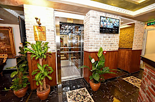 Royal Garden Suite and Hotel Genel 3