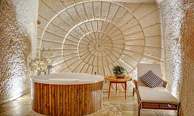 Executive Cave Suite
