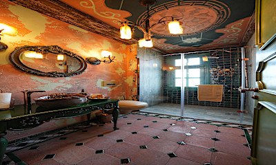 Antique Deluxe Room