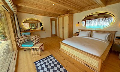 Mercan ( Exclusive Honeymoon - Deniz Orman Manzaralı Özel Havuzlu ve Jakuzili )