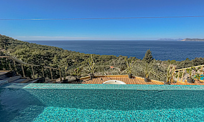 Orkide King Room Full Sea view (%95 Privacy-Isıtmalı Havuz 1-31 Ekim 2025)  