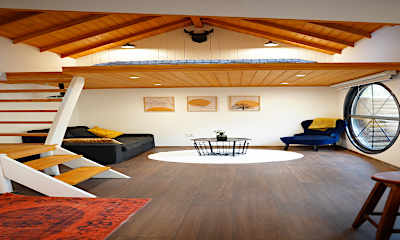 Black House