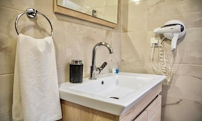 Deluxe Bungalov