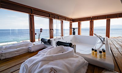 Deniz Manzaralı Jakuzili King Suite