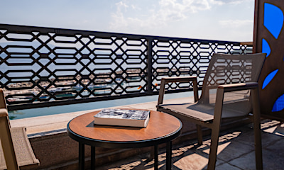 Deniz Manzaralı Jakuzili King Suite