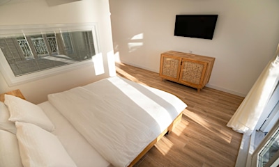 Terrace Oda