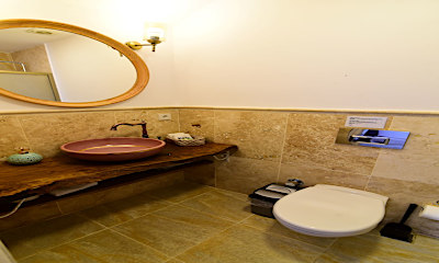 Verandalı 3 Kişilik Oda