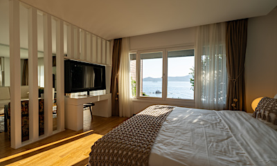 Executive Room Sea View and Balcony 