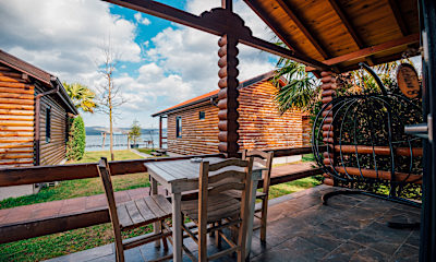 Deluxe Jakuzili -  Göl Manzaralı Bungalov