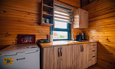 Suit Jakuzili -  Göl Manzaralı Bungalov
