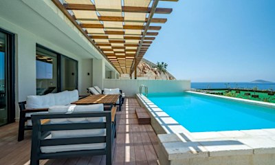 Junior Suite, Deniz Manzaralı, Özel Havuzlu