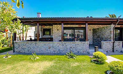 Villa Nar