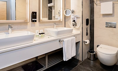 Suite Room