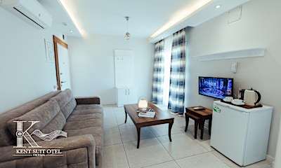 Suit Kara Manzaralı