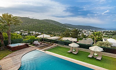 4+1 Özel havuzlu Ultra Deluxe Villa  