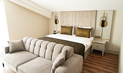 Penthouse Family Deluxe Room