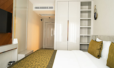 Signature Deluxe Room