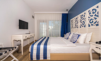 Club Deniz Manzaralı Oda
