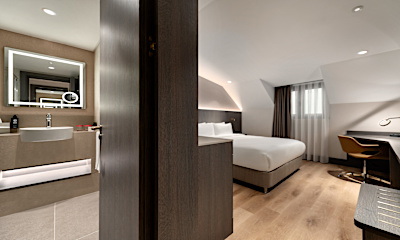 Standard Roof Room