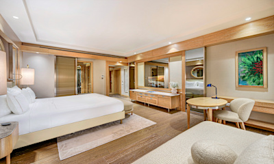 Pearl Pool Room