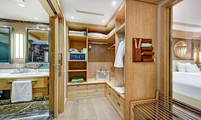 Pearl Pool Room