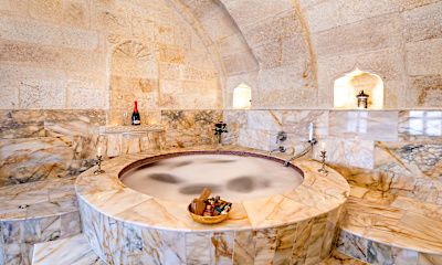 Superior Konak Suite