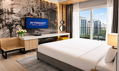 Junior Suite with Balcony