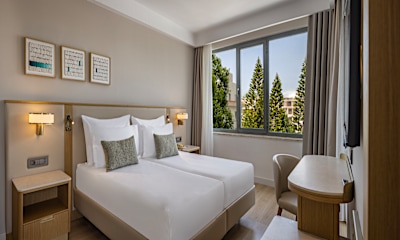 Suite Kara Manzaralı