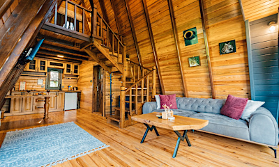 Deluxe Bungalow With Lake View