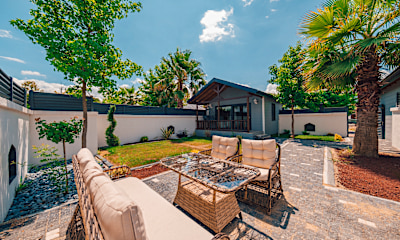 Deluxe Jakuzili Bungalov