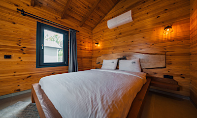 Deluxe Jakuzili Bungalov