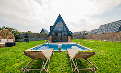 Bungalov Isıtmalı Havuzlu