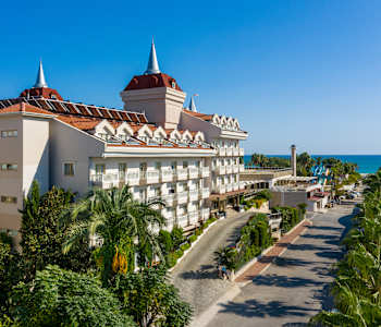 Aydınbey Famous Resort