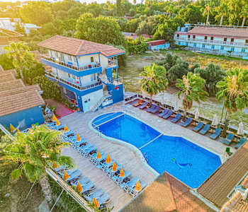 Sayanora Hotel
