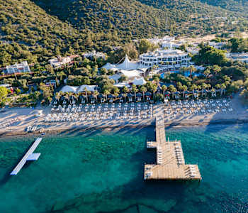 Latanya Park Resort