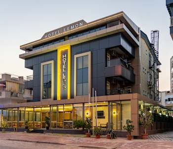Lemon Hotel
