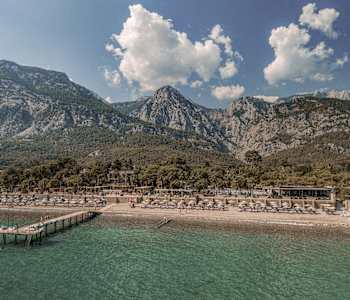 Balmy Beach Resort (Adult Only +18) 