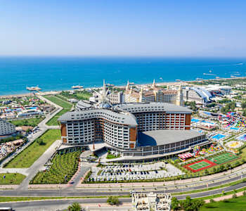 Royal Seginus Hotel